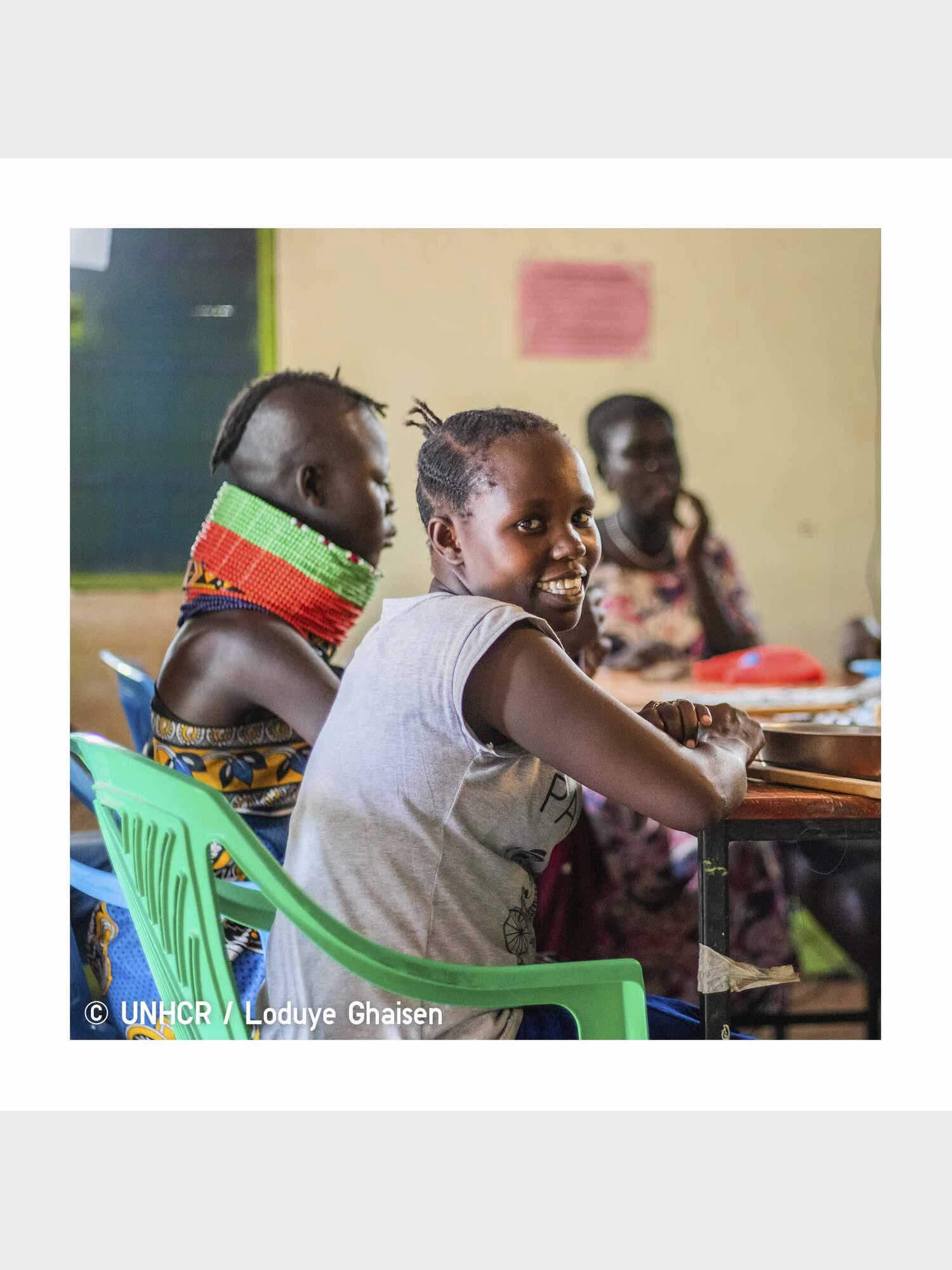 ユニクロ公式 | UNHCR × UNIQLO 想いをつなぐキーチェーン