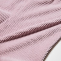 https://image.uniqlo.com/UQ/ST3/jp/imagesgoods/460784/feature/jpgoods_460784_feature1.jpg