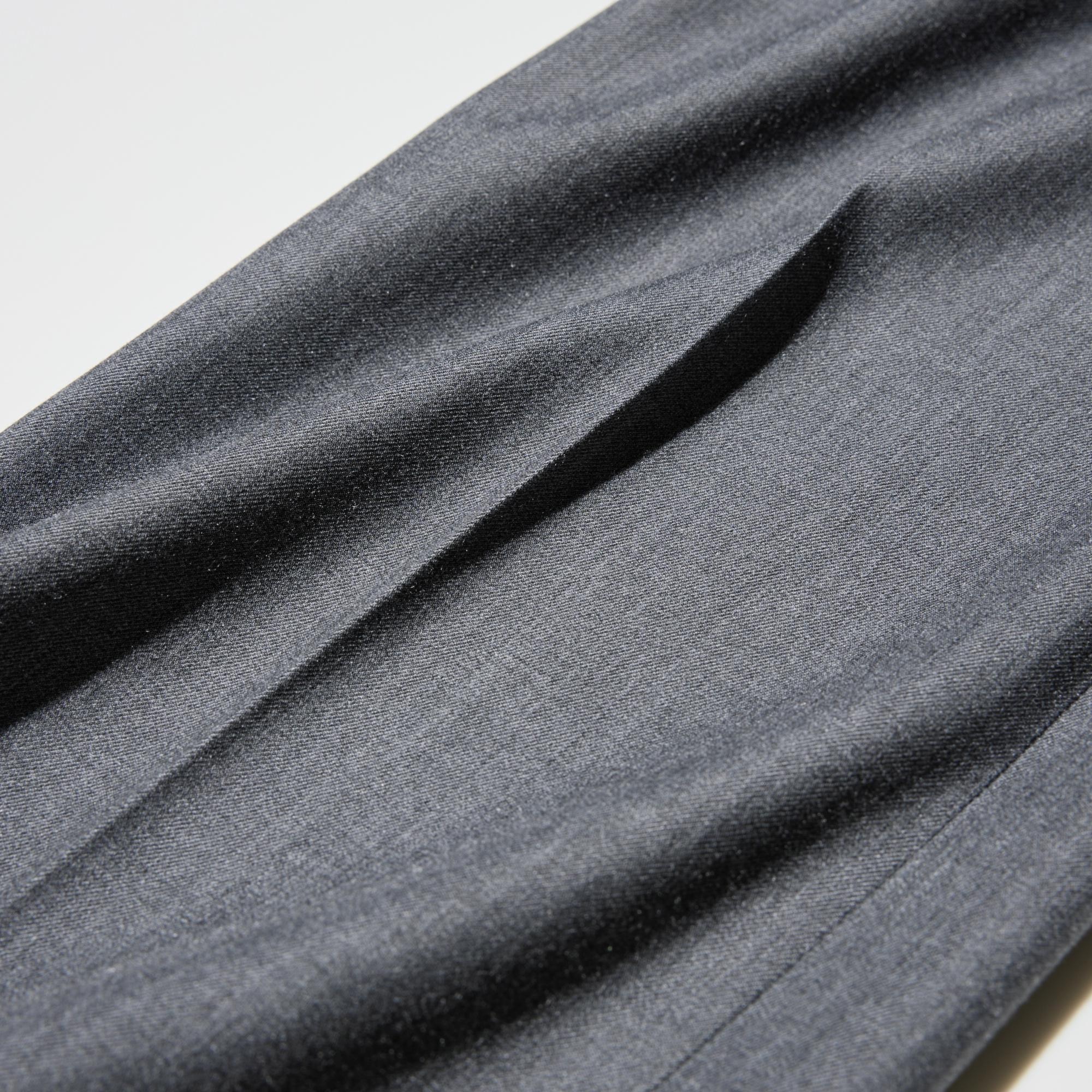 https://image.uniqlo.com/UQ/ST3/jp/imagesgoods/464155/feature/jpgoods_464155_feature2.jpg