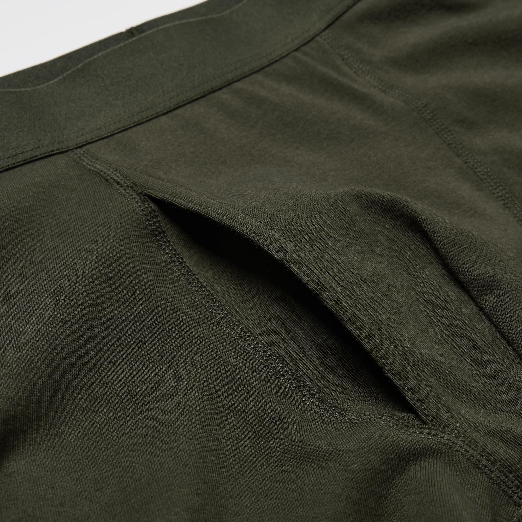 https://image.uniqlo.com/UQ/ST3/jp/imagesgoods/464311/feature/jpgoods_464311_feature8.jpg