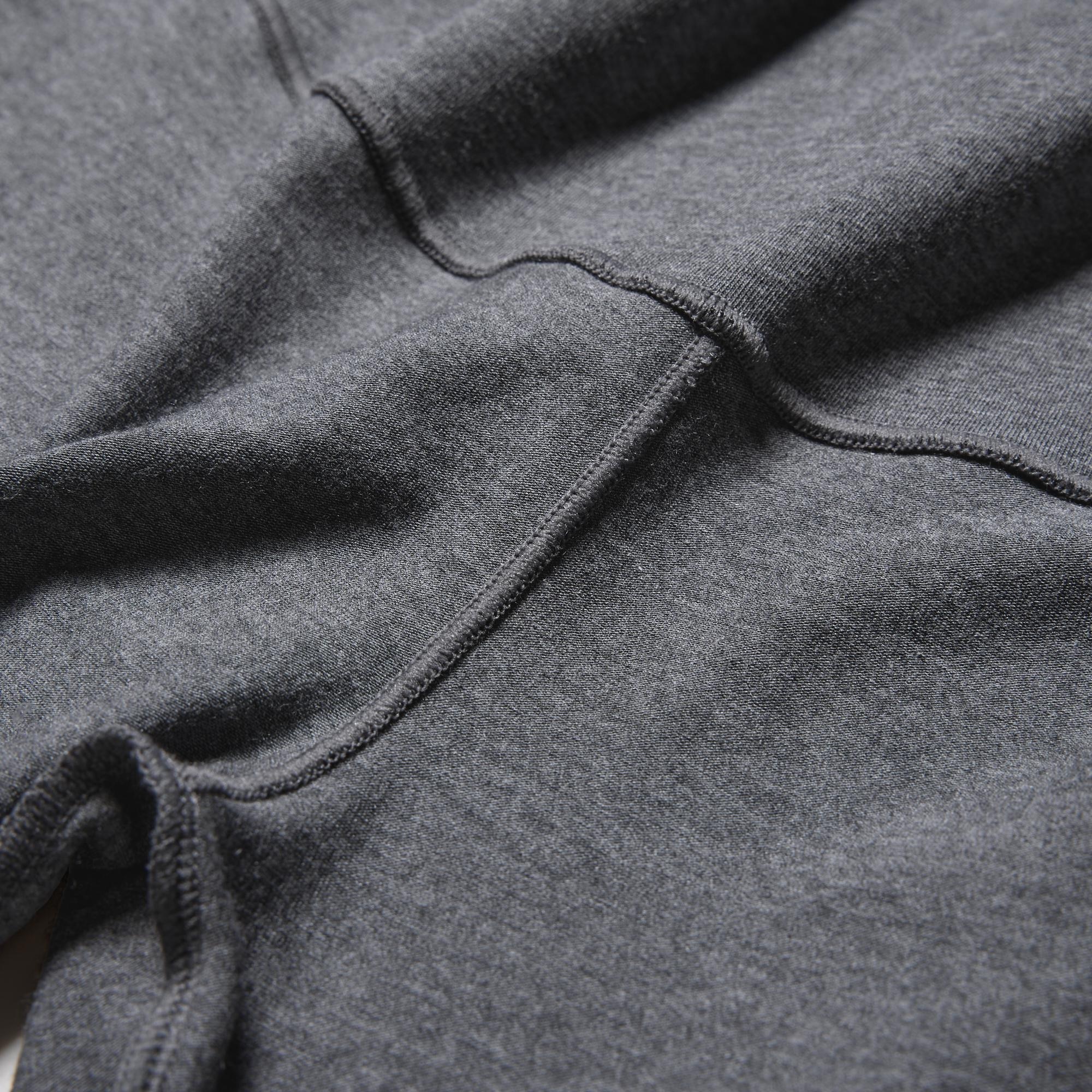 https://image.uniqlo.com/UQ/ST3/jp/imagesgoods/467242/feature/jpgoods_467242_feature3.jpg