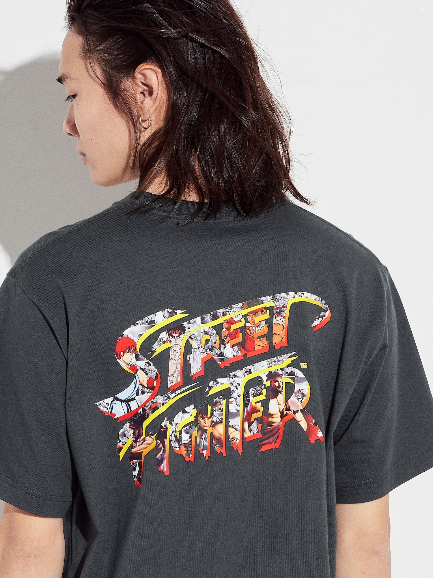 ユニクロ ストリートファイター tシャツ どうよ