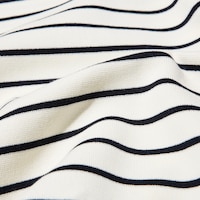 https://image.uniqlo.com/UQ/ST3/jp/imagesgoods/468753/feature/jpgoods_468753_feature1.jpg