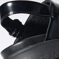 https://image.uniqlo.com/UQ/ST3/jp/imagesgoods/470094/feature/jpgoods_470094_feature1.jpg