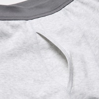 https://image.uniqlo.com/UQ/ST3/jp/imagesgoods/470402/feature/jpgoods_470402_feature4.jpg