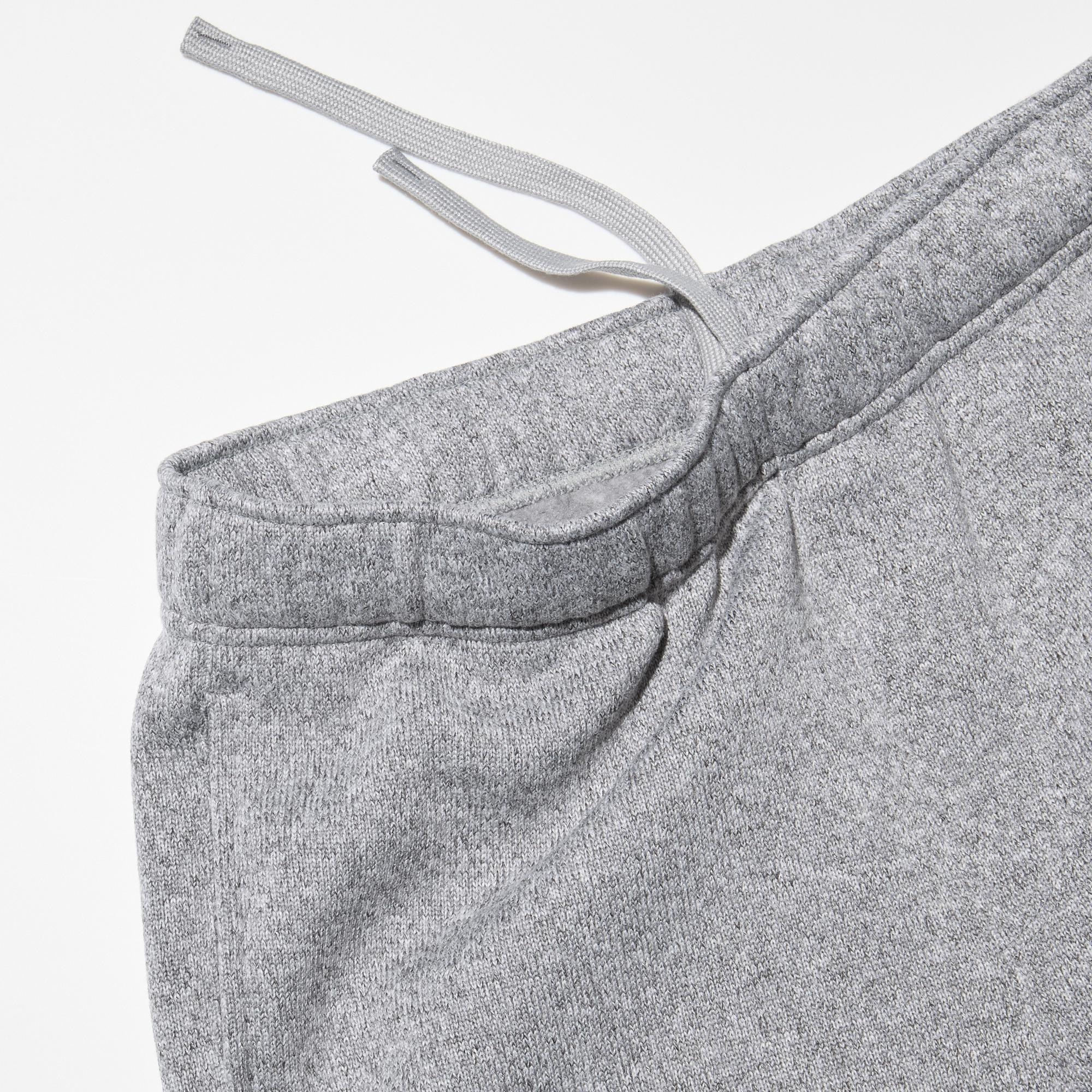 https://image.uniqlo.com/UQ/ST3/jp/imagesgoods/470676/feature/jpgoods_470676_feature3.jpg