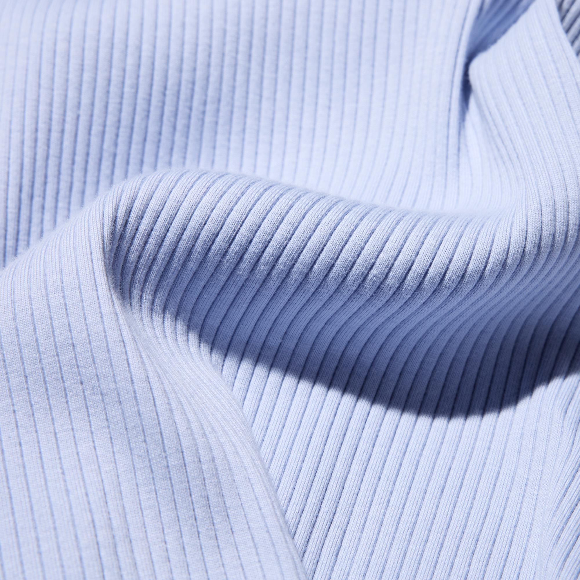 https://image.uniqlo.com/UQ/ST3/jp/imagesgoods/470709/feature/jpgoods_470709_feature2.jpg