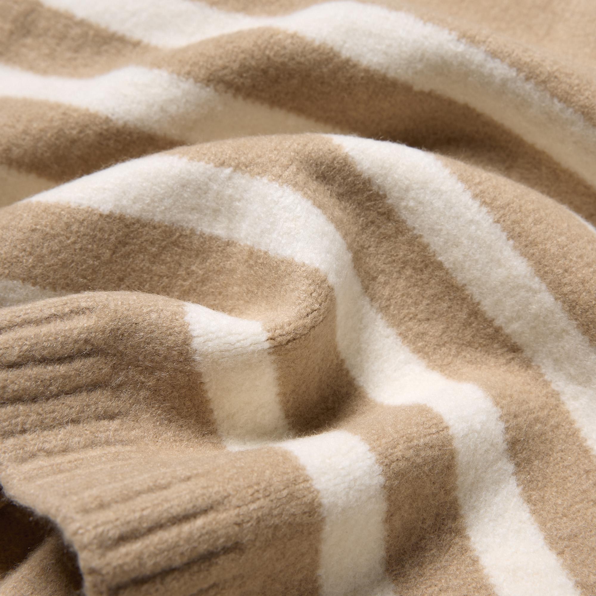 https://image.uniqlo.com/UQ/ST3/jp/imagesgoods/470863/feature/jpgoods_470863_feature1.jpg
