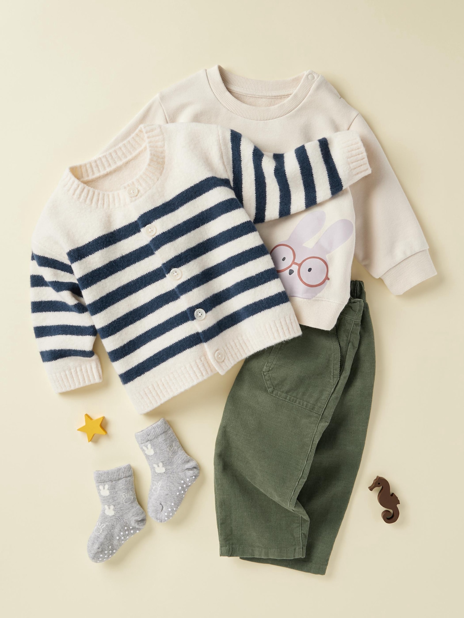 ユニクロ公式 | スフレヤーンカーディガン