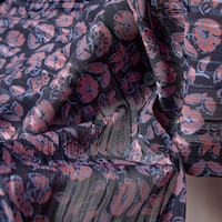 https://image.uniqlo.com/UQ/ST3/jp/imagesgoods/472245/feature/jpgoods_472245_feature1.jpg
