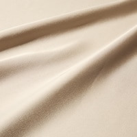 https://image.uniqlo.com/UQ/ST3/jp/imagesgoods/472493/feature/jpgoods_472493_feature1.jpg