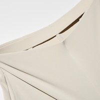 https://image.uniqlo.com/UQ/ST3/jp/imagesgoods/472859/feature/jpgoods_472859_feature2.jpg
