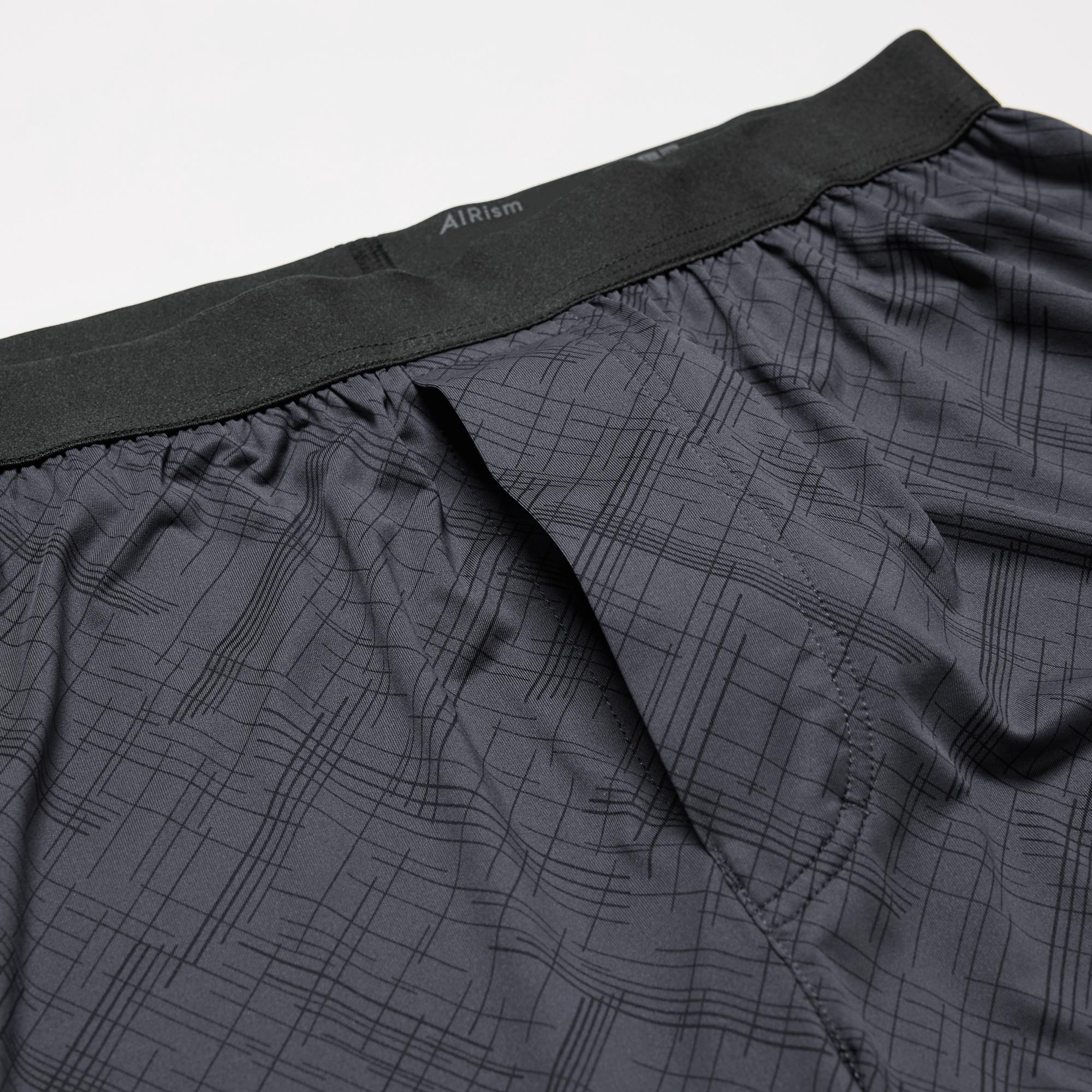 https://image.uniqlo.com/UQ/ST3/jp/imagesgoods/474118/feature/jpgoods_474118_feature2.jpg