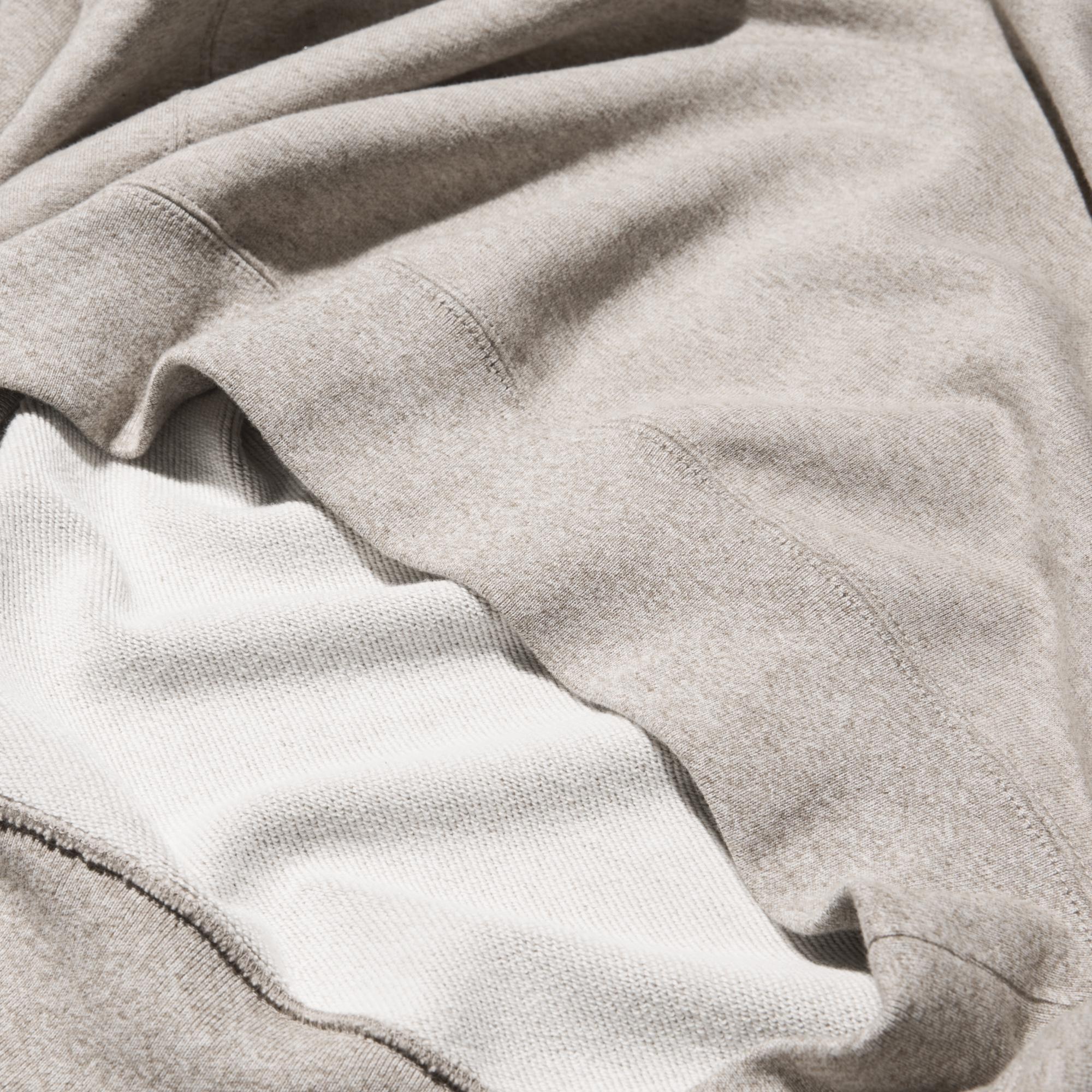 https://image.uniqlo.com/UQ/ST3/jp/imagesgoods/475377/feature/jpgoods_475377_feature7.jpg