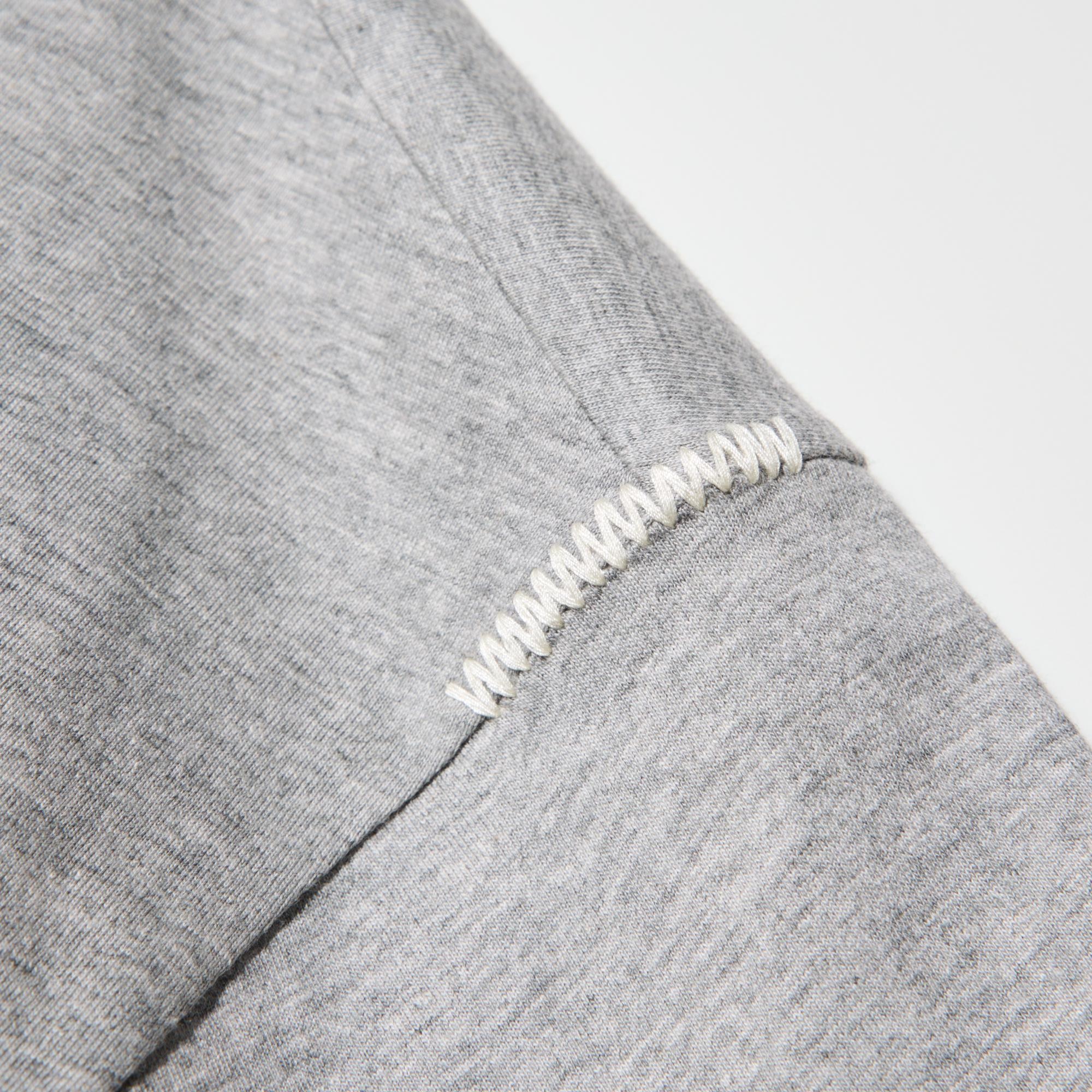 https://image.uniqlo.com/UQ/ST3/jp/imagesgoods/475433/feature/jpgoods_475433_feature2.jpg