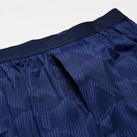 https://image.uniqlo.com/UQ/ST3/jp/imagesgoods/476125/feature/jpgoods_476125_feature2.jpg