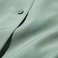 https://image.uniqlo.com/UQ/ST3/jp/imagesgoods/476589/feature/jpgoods_476589_feature1.jpg