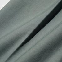 https://image.uniqlo.com/UQ/ST3/jp/imagesgoods/476683/feature/jpgoods_476683_feature1.jpg