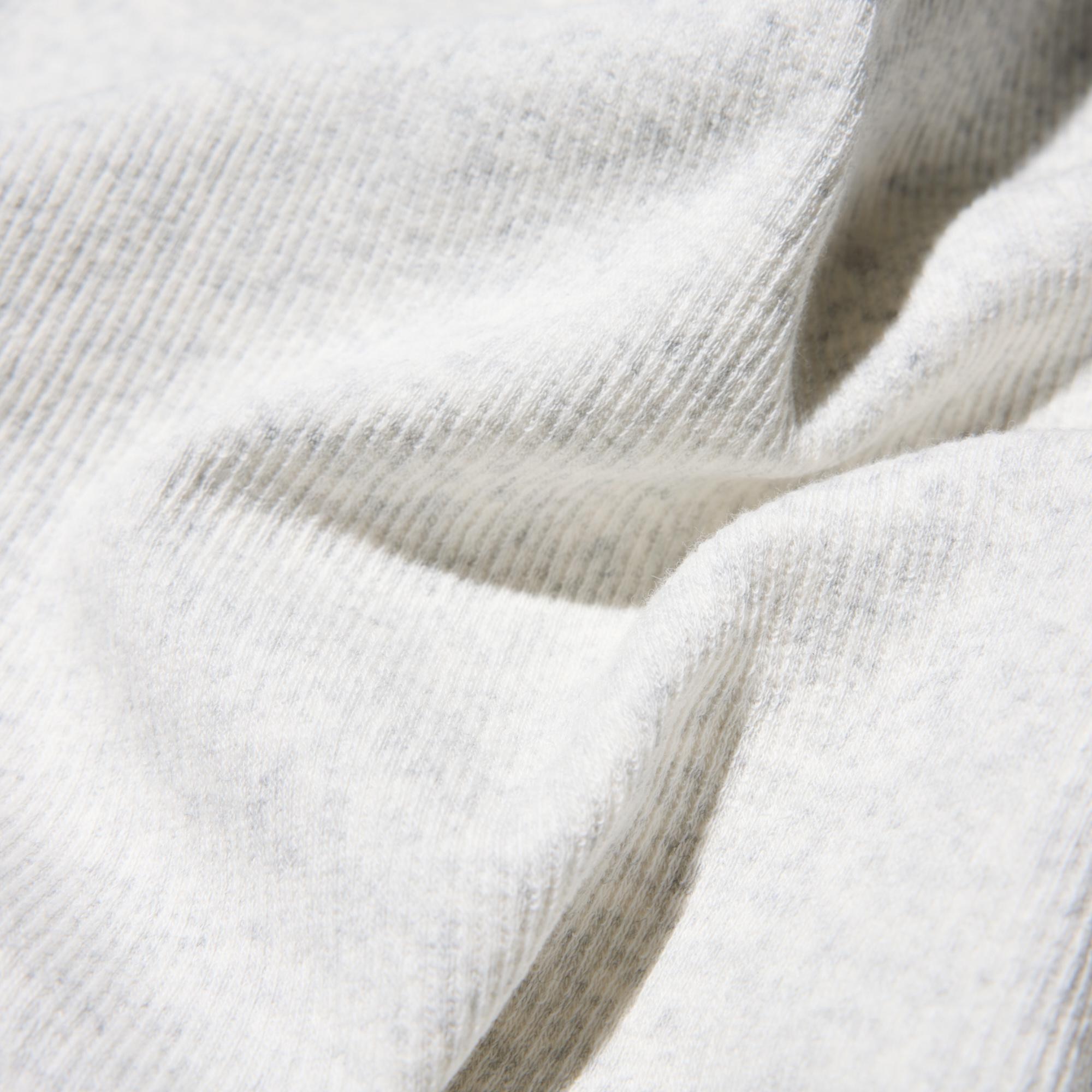 https://image.uniqlo.com/UQ/ST3/jp/imagesgoods/476890/feature/jpgoods_476890_feature2.jpg
