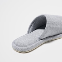 https://image.uniqlo.com/UQ/ST3/jp/imagesgoods/477094/feature/jpgoods_477094_feature2.jpg