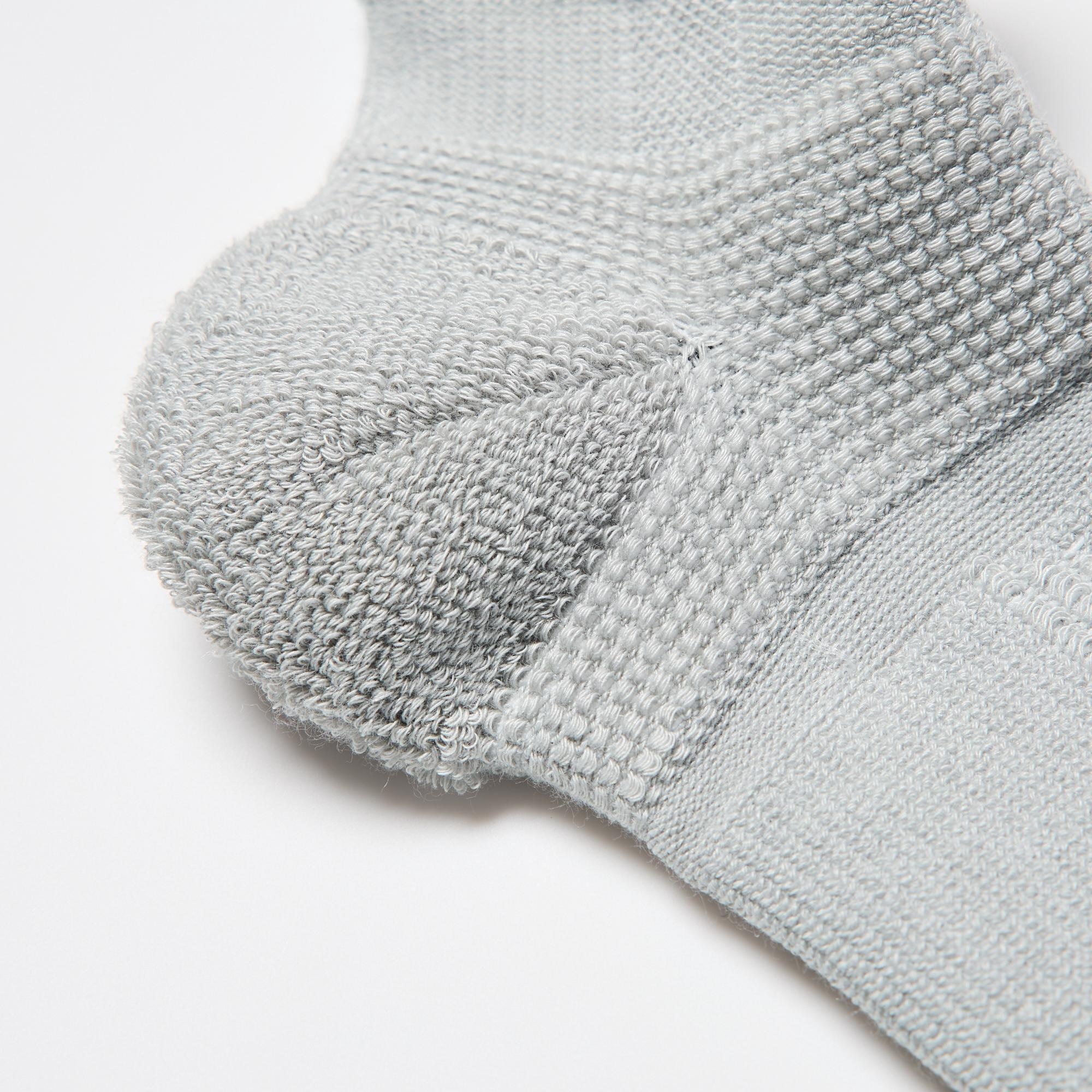 https://image.uniqlo.com/UQ/ST3/jp/imagesgoods/477583/feature/jpgoods_477583_feature3.jpg