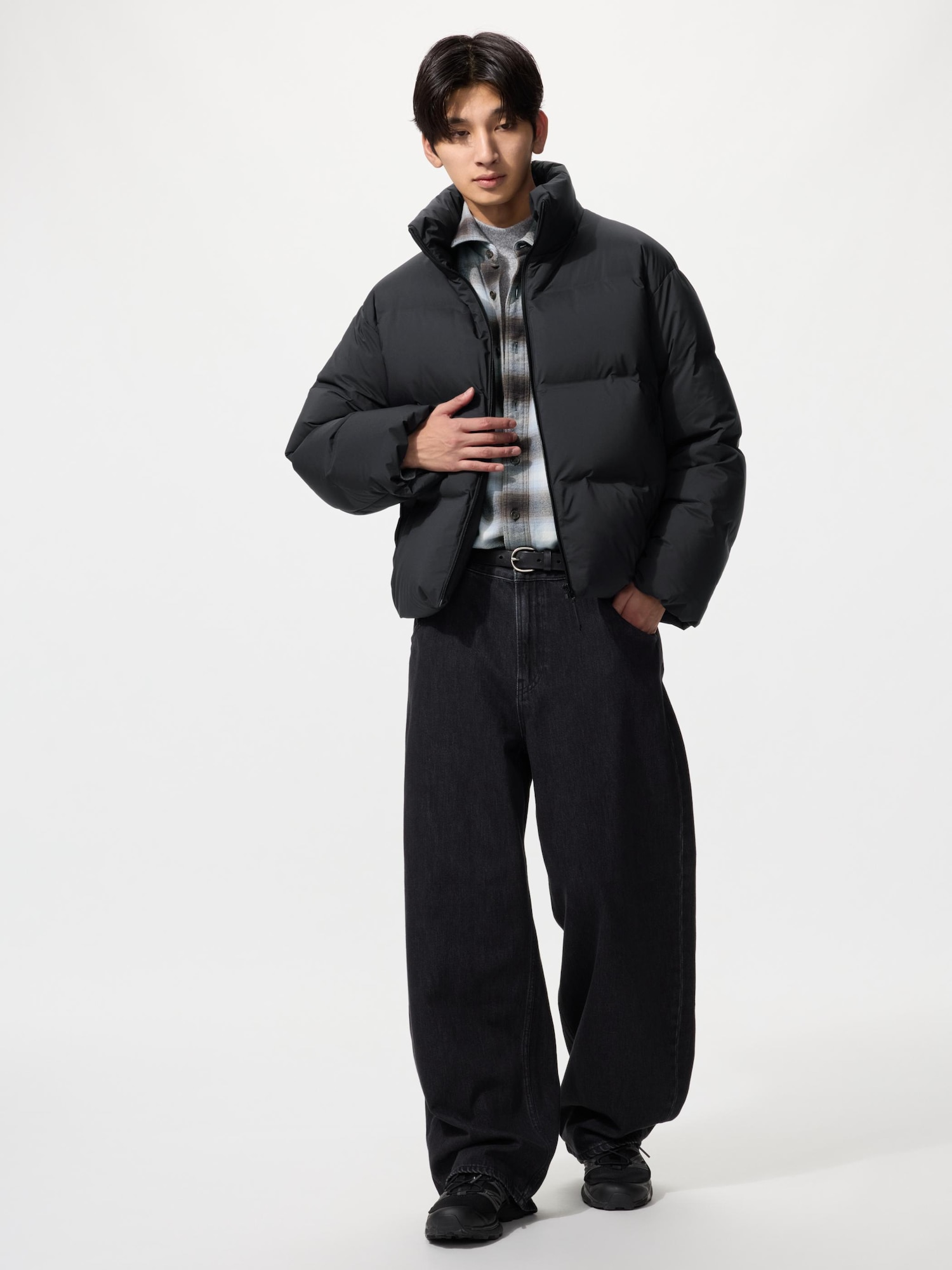 ユニクロ シームレス ダウン ショートコート M 黒 ユニクロ公式 | シームレスダウンショートジャケット