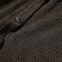 https://image.uniqlo.com/UQ/ST3/jp/imagesgoods/478870/feature/jpgoods_478870_feature2.jpg