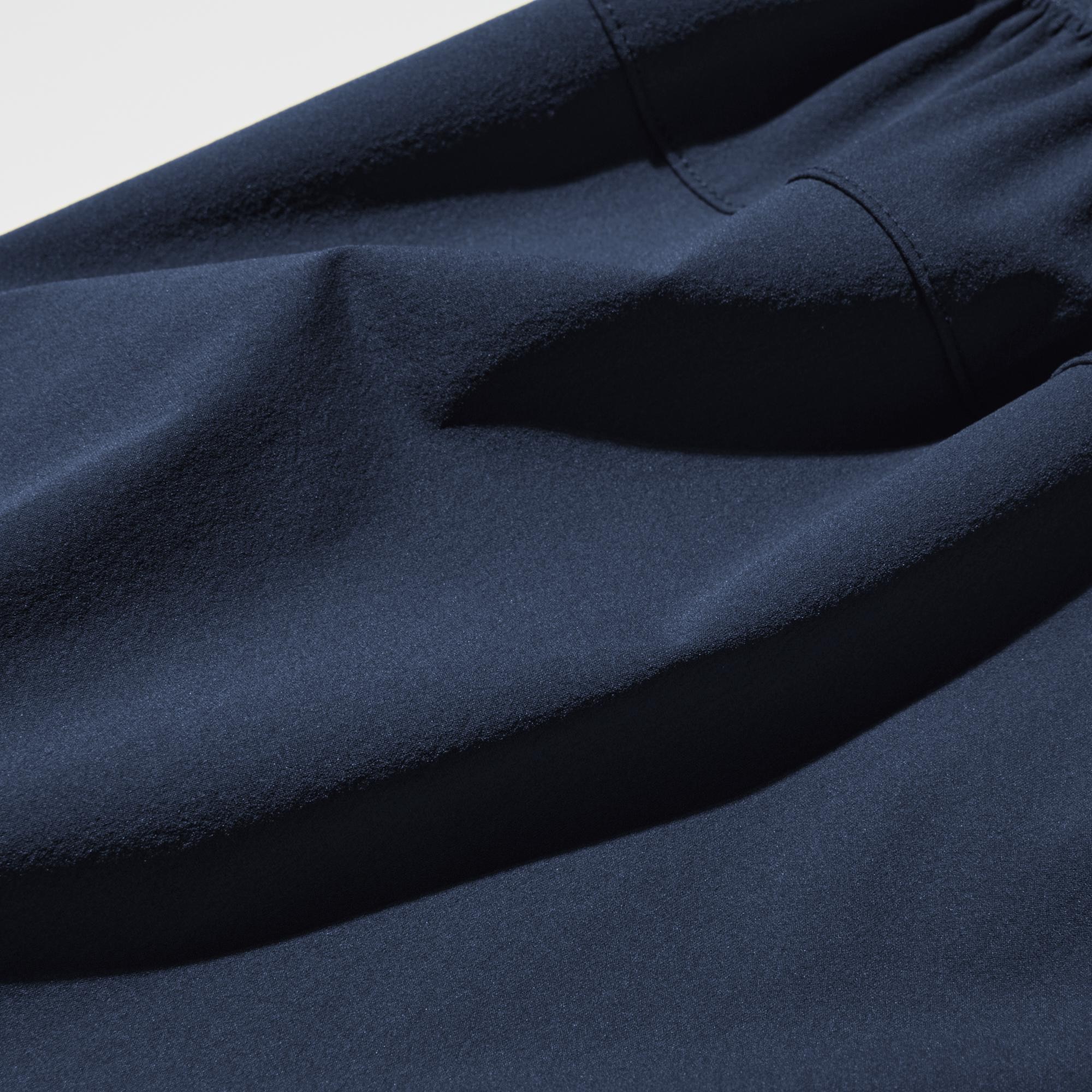 https://image.uniqlo.com/UQ/ST3/jp/imagesgoods/478987/feature/jpgoods_478987_feature1.jpg