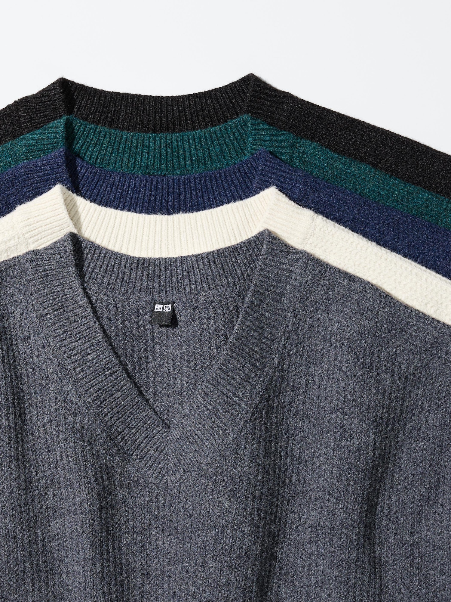 ユニクロ公式 | 3DスフレヤーンVネックセーター