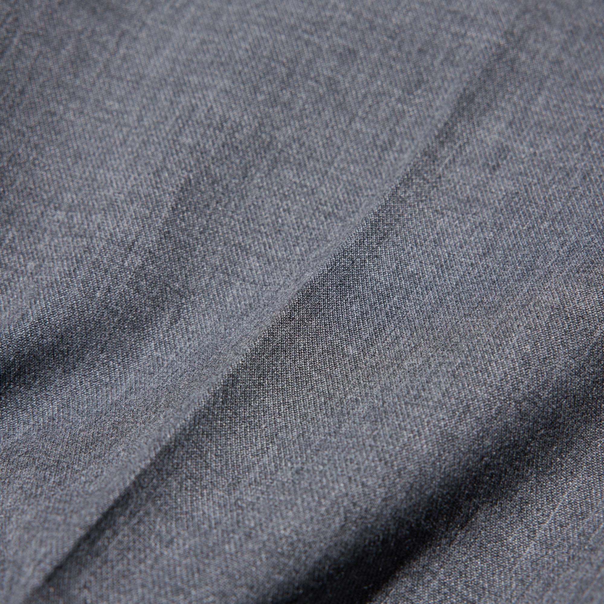 https://image.uniqlo.com/UQ/ST3/jp/imagesgoods/479299/feature/jpgoods_479299_feature2.jpg