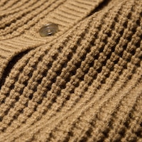 https://image.uniqlo.com/UQ/ST3/jp/imagesgoods/479675/feature/jpgoods_479675_feature2.jpg