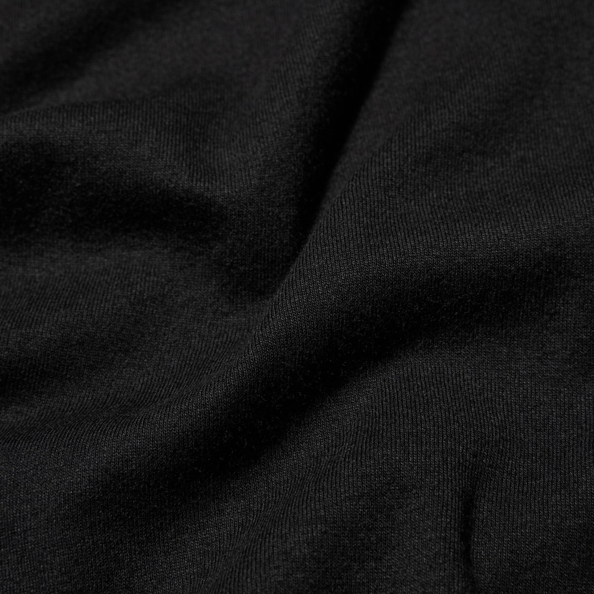 https://image.uniqlo.com/UQ/ST3/jp/imagesgoods/479882/feature/jpgoods_479882_feature1.jpg