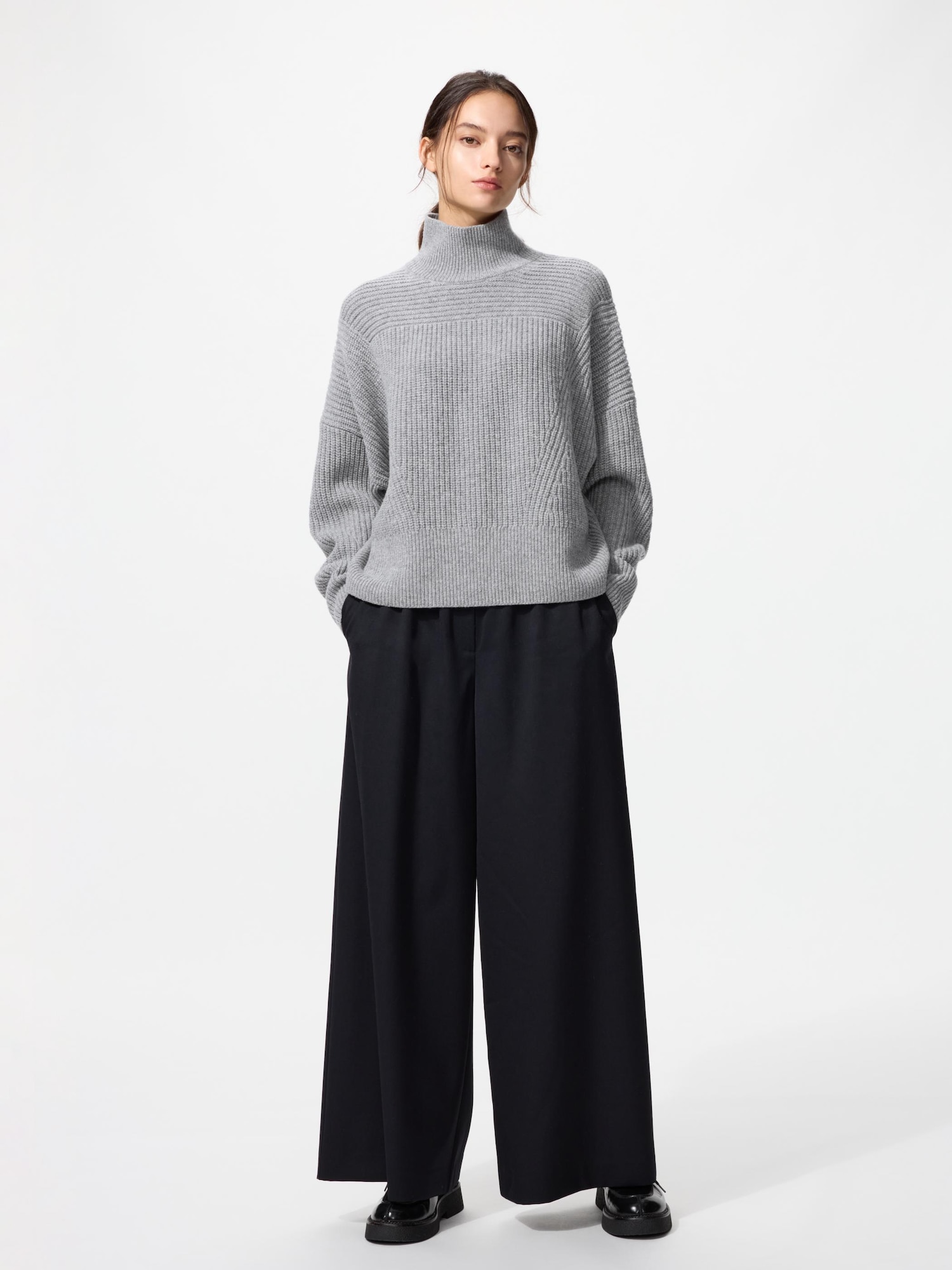 ユニクロ公式 | ラムハイネックセーター