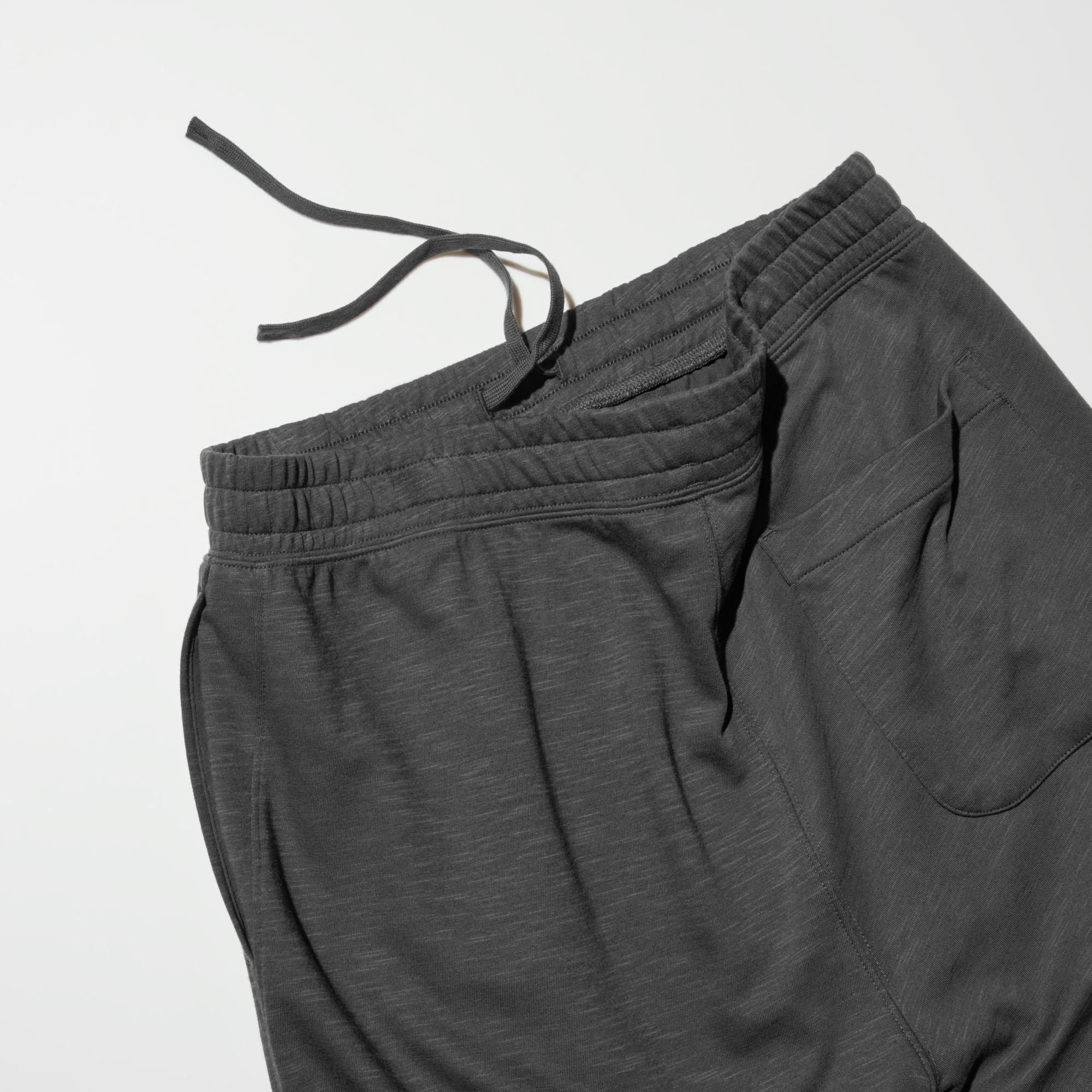 https://image.uniqlo.com/UQ/ST3/jp/imagesgoods/481209/feature/jpgoods_481209_feature2.jpg