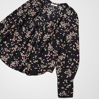 https://image.uniqlo.com/UQ/ST3/jp/imagesgoods/481263/feature/jpgoods_481263_feature1.jpg