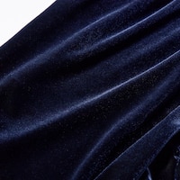 https://image.uniqlo.com/UQ/ST3/jp/imagesgoods/481369/feature/jpgoods_481369_feature1.jpg