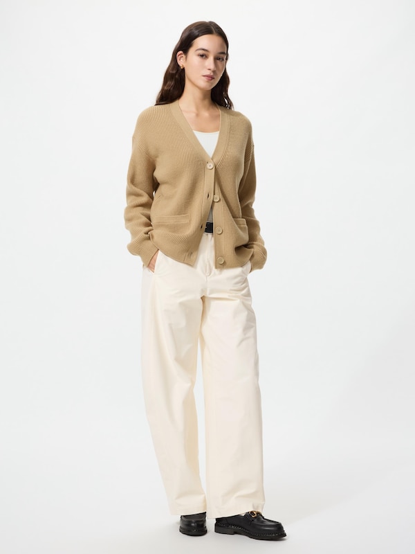 リラックス Vネックカーディガン