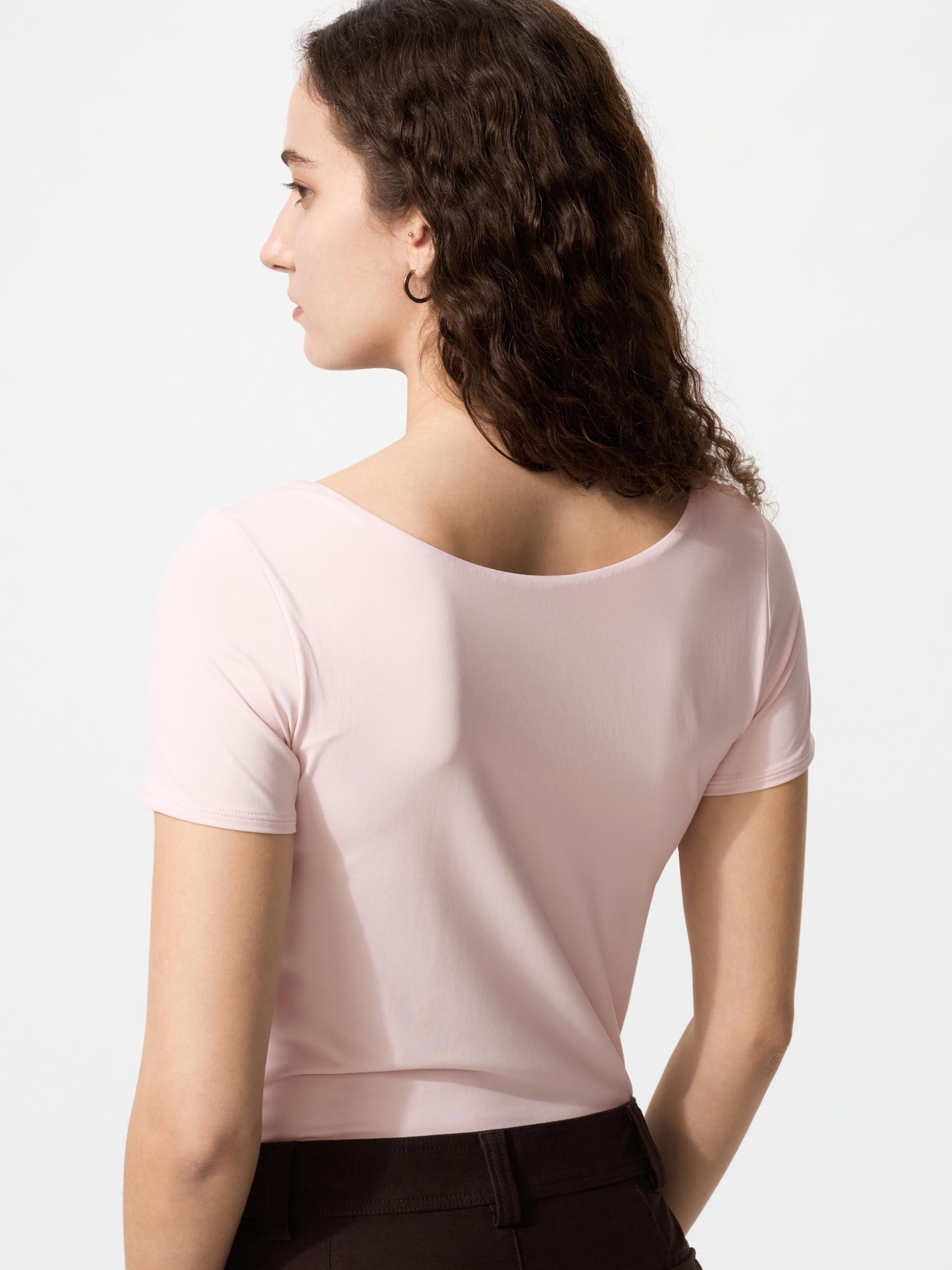 WOMEN エアリズムブラTシャツ半袖 | UNIQLO UNIFORM