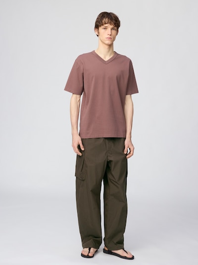 VネックTシャツ 2