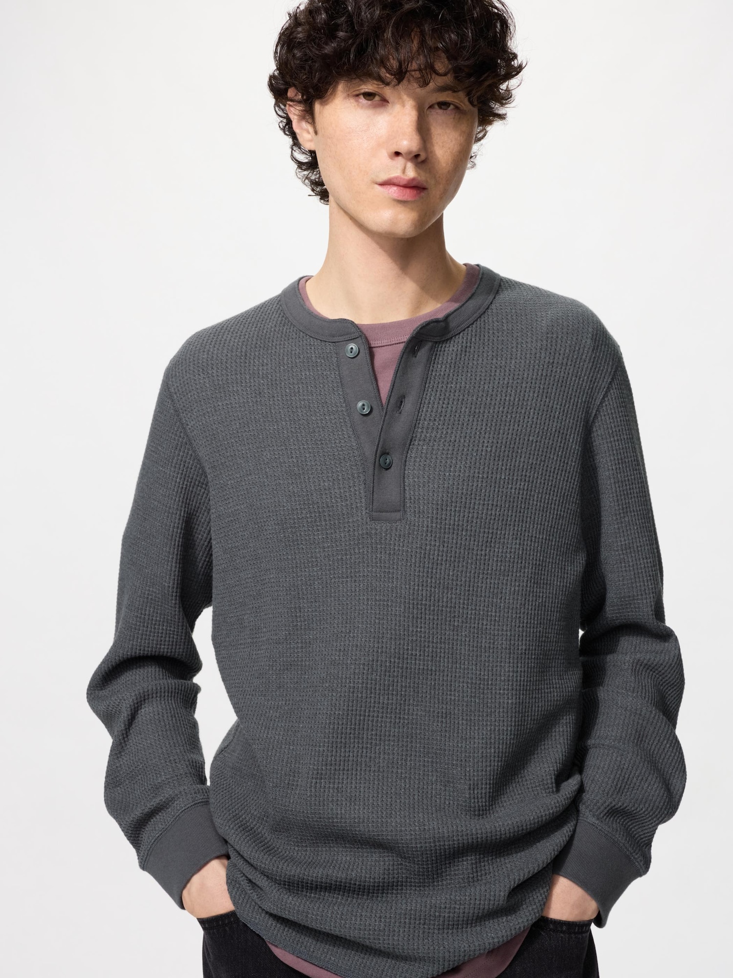 UNIQLO公式 | メンズのTシャツ・カットソー (ヘンリーネック)