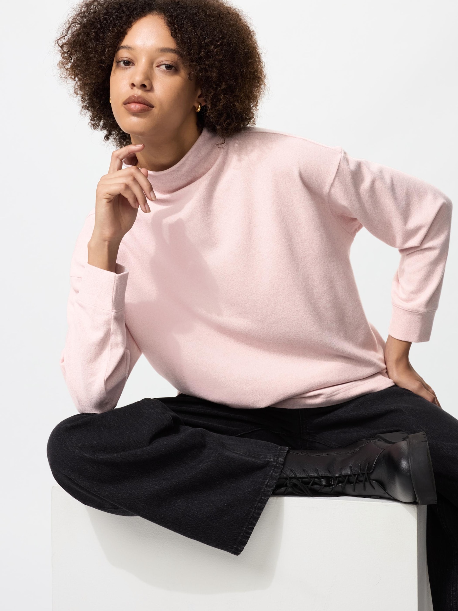 ☆タグ付未使用☆ユニクロ NK スウェット ジャケット Mサイズ ピンク 希少 UNIQLOの絶妙ピンクスウェットを紹介！ | TikTok