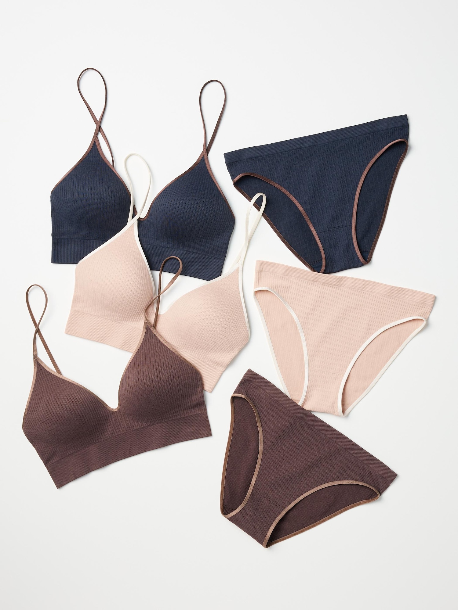 ユニクロ公式 | ワイヤレスブラ