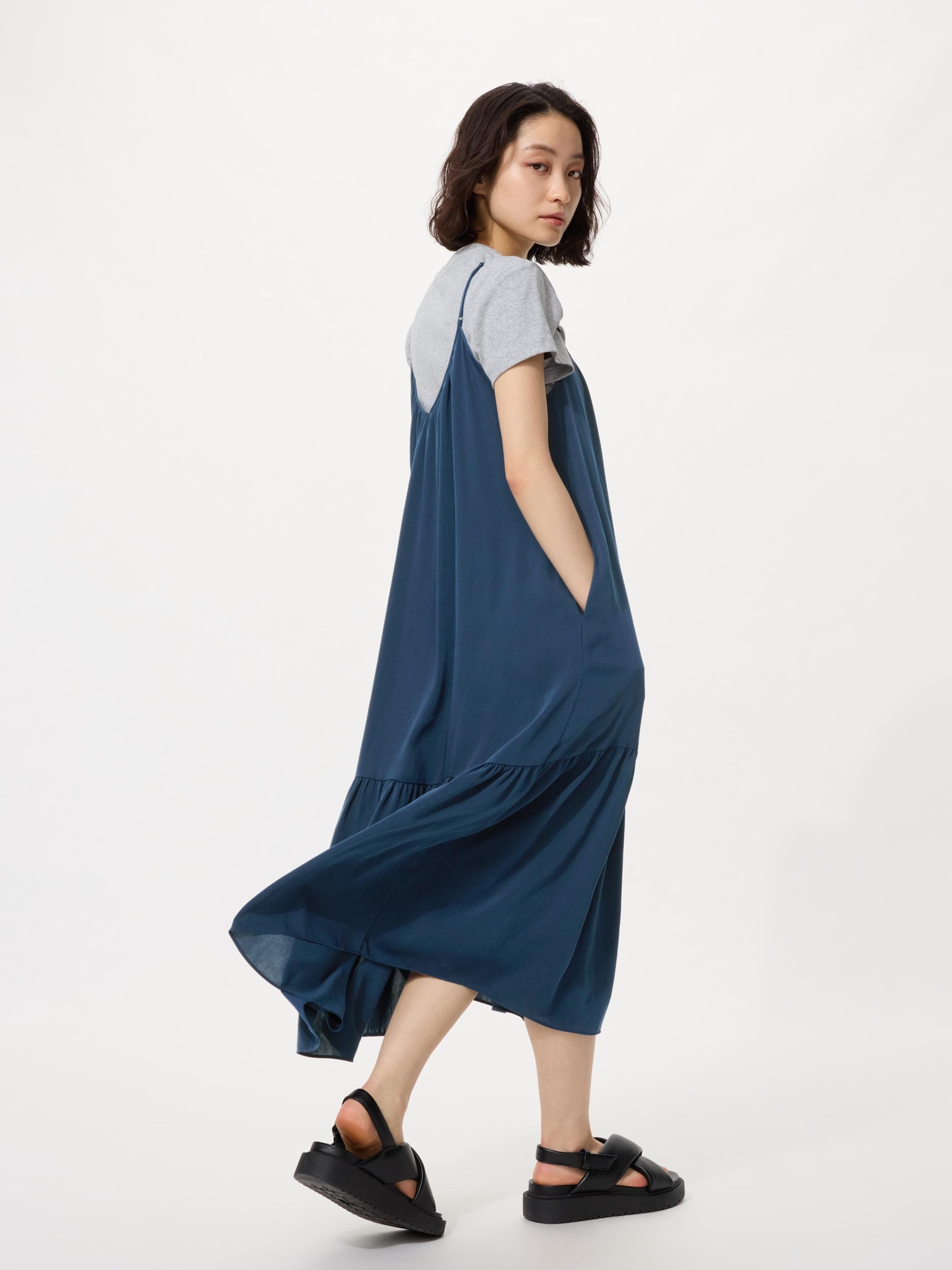 WOMEN ティアードキャミソールワンピース/丈短め | UNIQLO UNIFORM