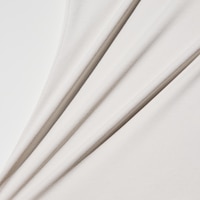 https://image.uniqlo.com/UQ/ST3/jp/imagesgoods/485287/feature/jpgoods_485287_feature3.jpg