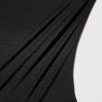 https://image.uniqlo.com/UQ/ST3/jp/imagesgoods/485819/feature/jpgoods_485819_feature4.jpg