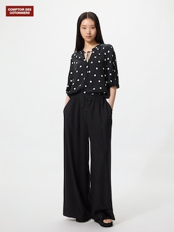 イージーワイドパンツ