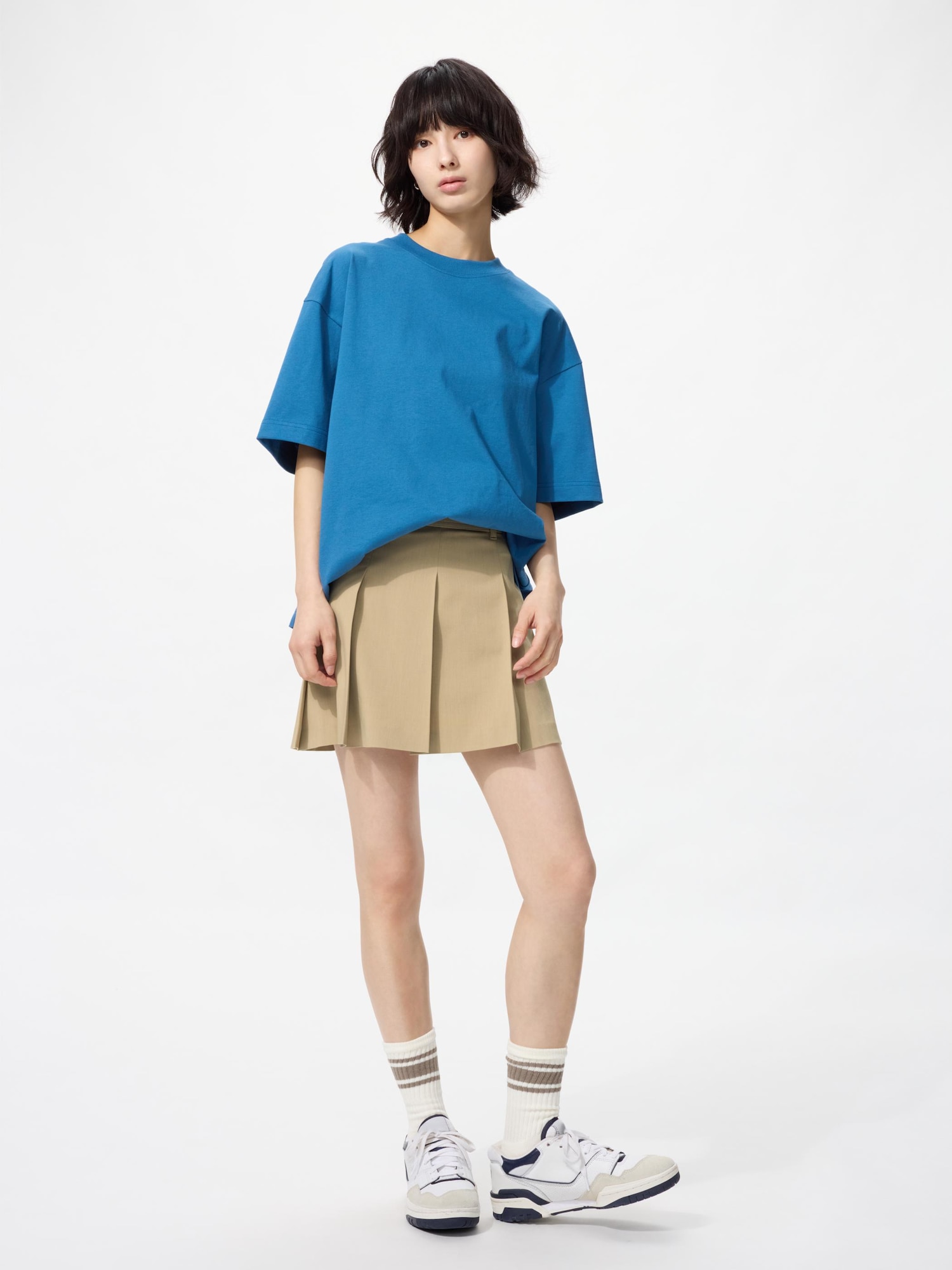 YONFA　ボクシークロップドティー　白 未使用 ユニクロ公式 | ボクシークロップドTシャツ(男女兼用)