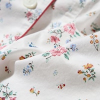 https://image.uniqlo.com/UQ/ST3/jp/imagesgoods/488174/feature/jpgoods_488174_feature1.jpg