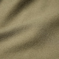 https://image.uniqlo.com/UQ/ST3/jp/imagesgoods/489482/feature/jpgoods_489482_feature3.jpg