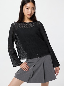 レースブラウス